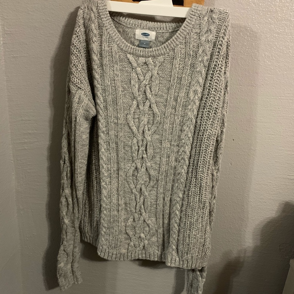 Grey old navy sweater